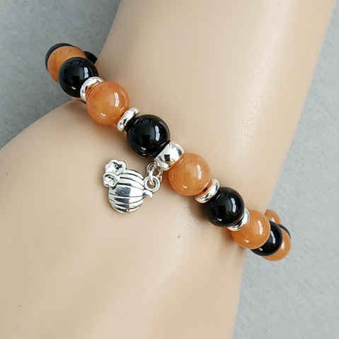 Halloween Bracelet, pumpkin  bracelet, pumpkin charm, halloween gift, women gift, gift for her, halloween ideas, black and orange bracelet, onyx aventurine bracelet, orange black bracelet, gemstone bracelet 